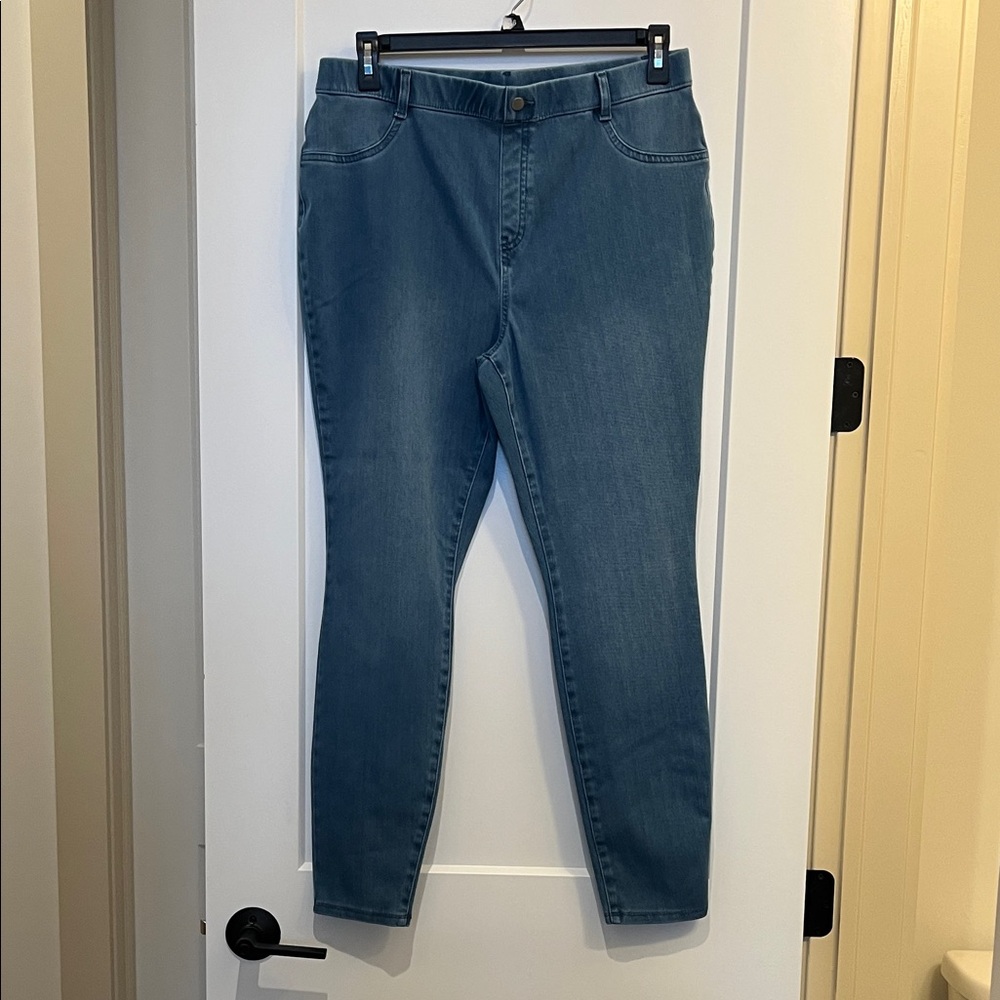Women's Blue Jeans size XL 16-18